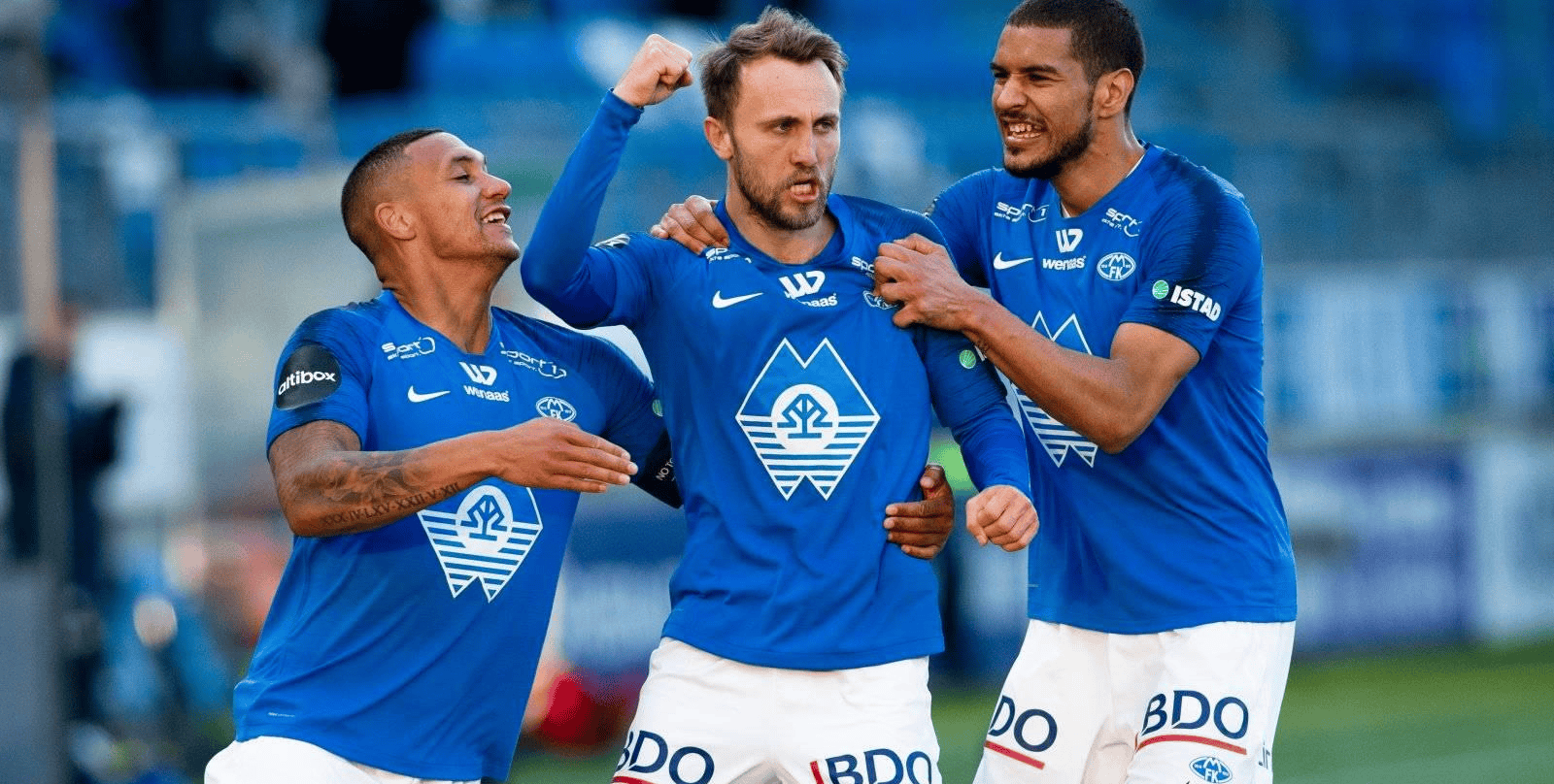 关于巴伦西亚主场战胜对手，提升排名的信息