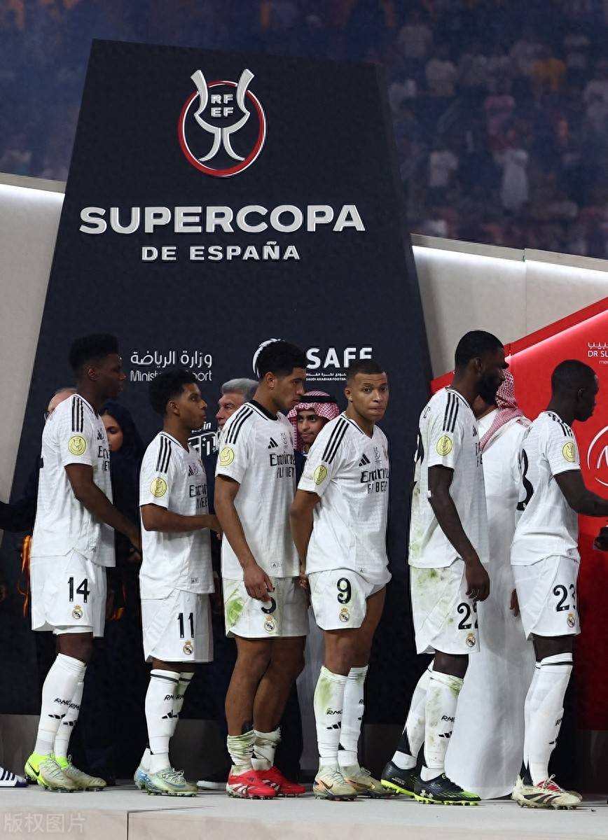 皇马挣扎晋级,出线形势严峻 皇马挣扎晋级,出线形势严峻